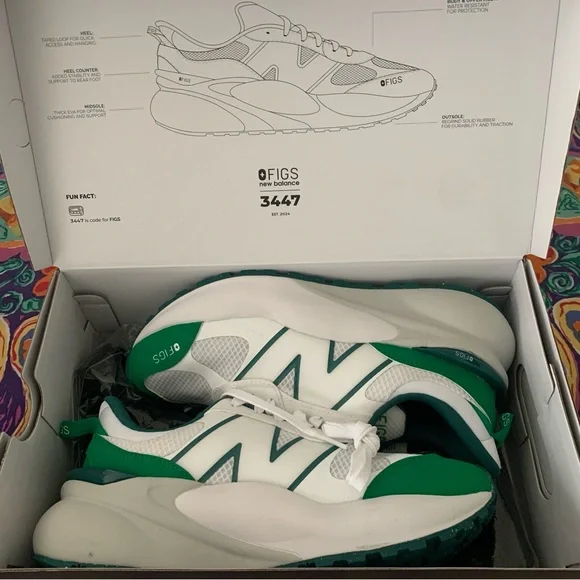 Women’s 9 FIGS x NEW BALANCE 3447 Evergreen Green White Comfort Sneakers NWB - Picture 12 of 13